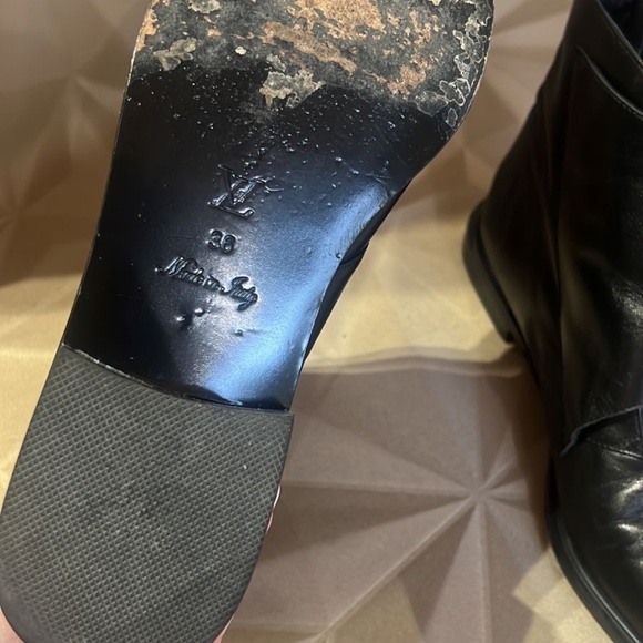 Authentic Louis Vuitton black ankle boots size EU36 - Picture 5 of 7